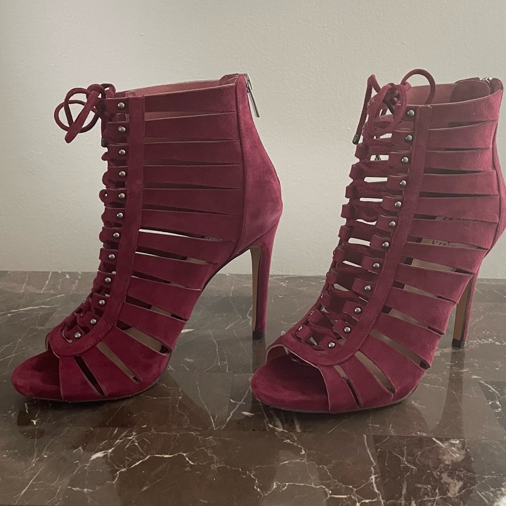 Vince Camuto Red Fiona Chianti suede ankle booties.